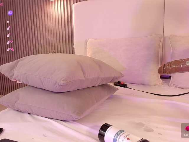 annie-clarkson live cam on BongaCams