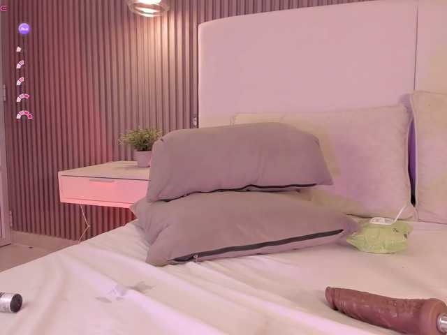 annie-clarkson live cam on BongaCams