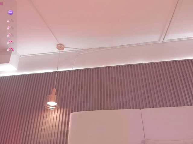 annie-clarkson live cam on BongaCams