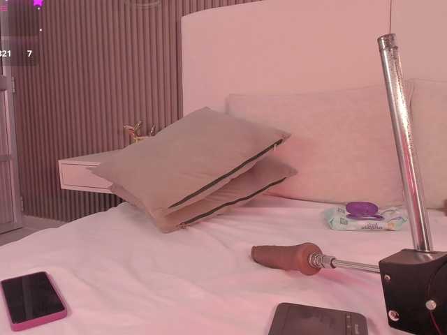 annie-clarkson live cam on BongaCams