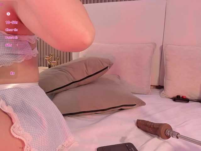 annie-clarkson live cam on BongaCams
