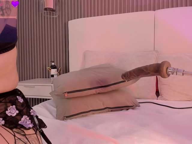 annie-clarkson live cam on BongaCams