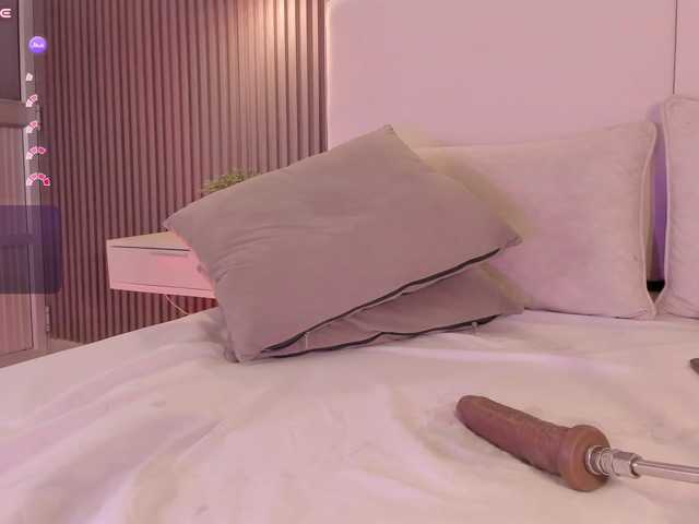 annie-clarkson live cam on BongaCams