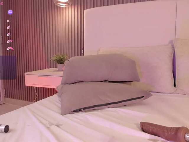 annie-clarkson live cam on BongaCams