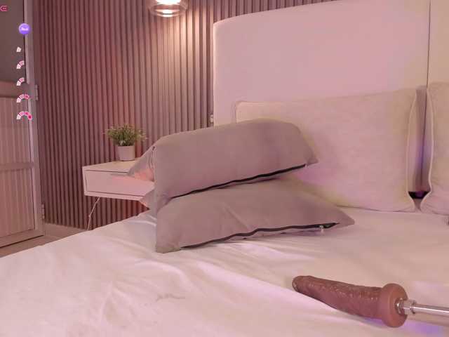 annie-clarkson live cam on BongaCams