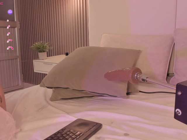 annie-clarkson live cam on BongaCams