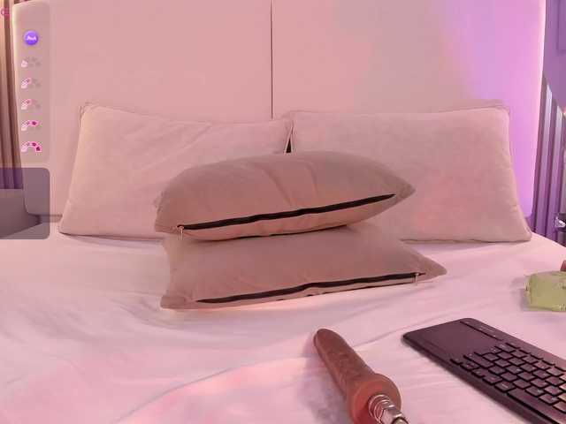 annie-clarkson live cam on BongaCams