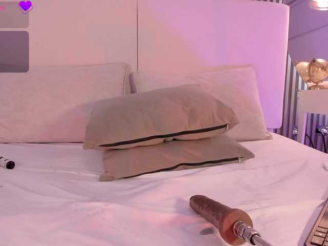 annie-clarkson live cam on BongaCams