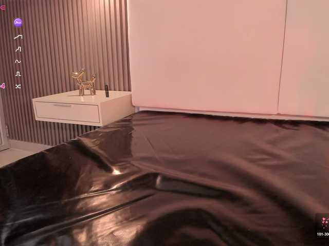 annie-clarkson live cam on BongaCams