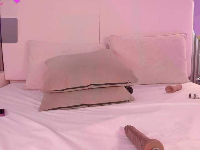 annie-clarkson live cam on BongaCams
