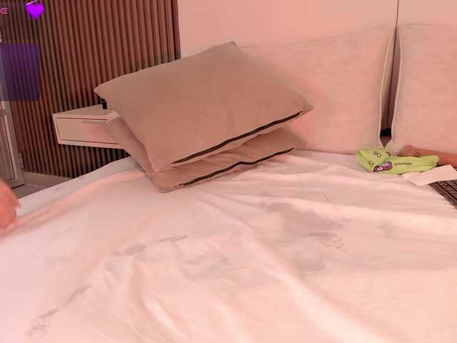 annie-clarkson live cam on BongaCams