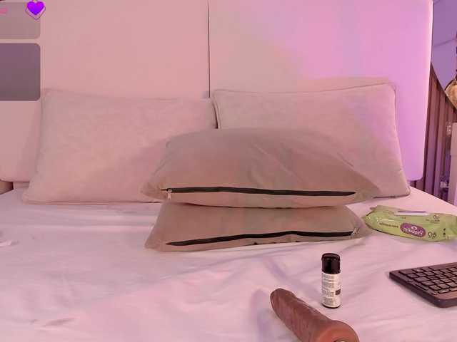 annie-clarkson live webcam show