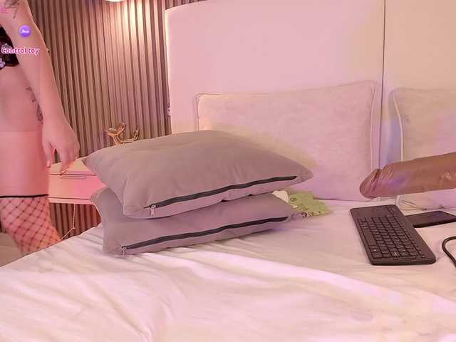annie-clarkson live cam on BongaCams