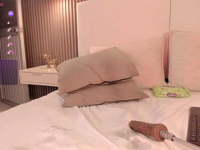 annie-clarkson live cam on BongaCams