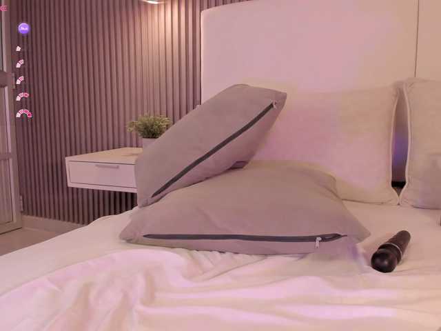 annie-clarkson live cam on BongaCams