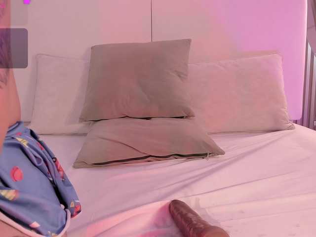 annie-clarkson live cam on BongaCams