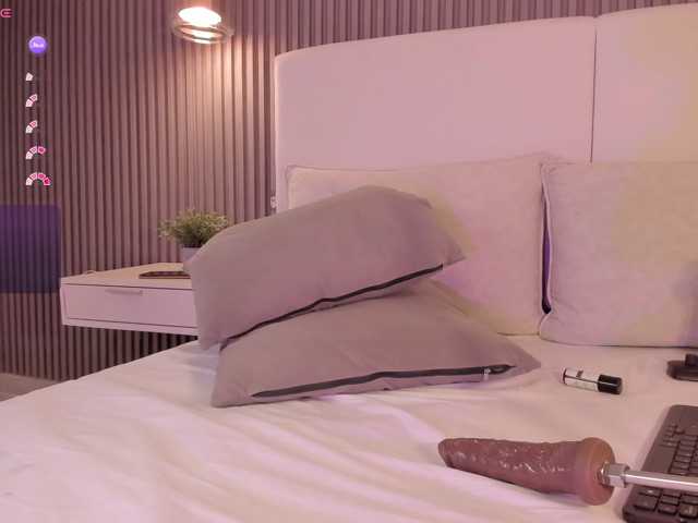 annie-clarkson live cam on BongaCams
