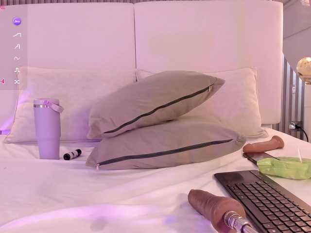 annie-clarkson live cam on BongaCams
