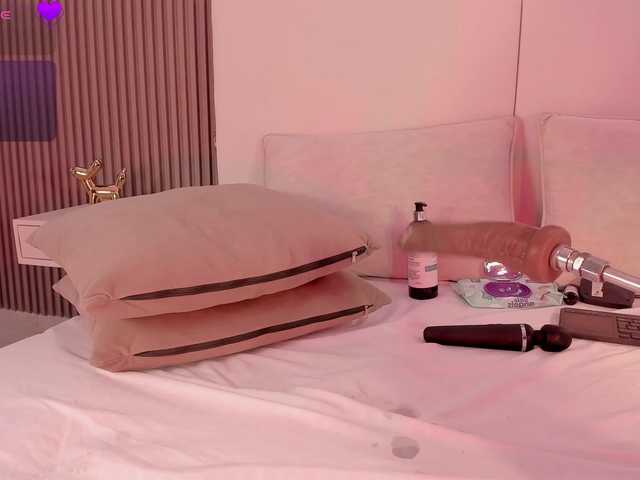 annie-clarkson live cam on BongaCams