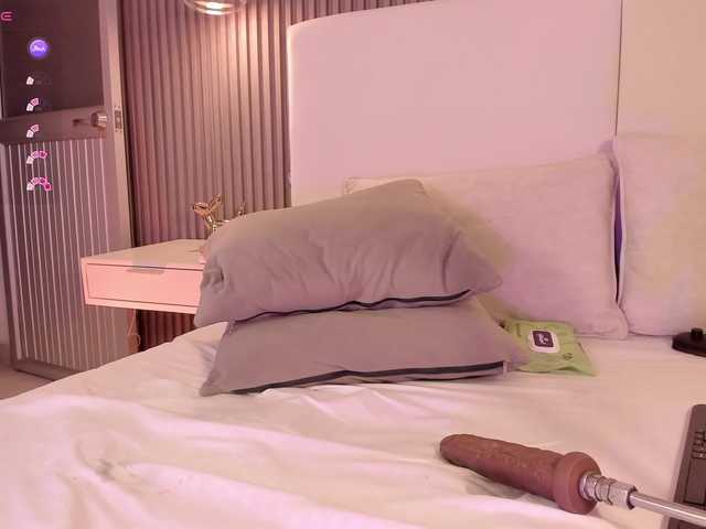 annie-clarkson live cam on BongaCams
