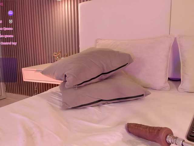 annie-clarkson live cam on BongaCams