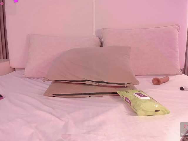 annie-clarkson live cam on BongaCams