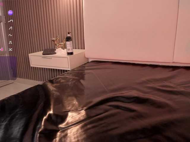 annie-clarkson live cam on BongaCams