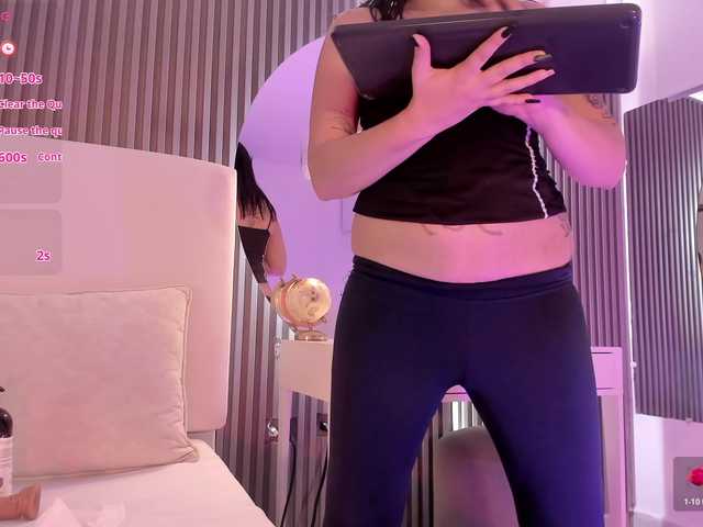 annie-clarkson live cam on BongaCams