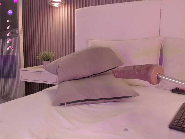 annie-clarkson live cam on BongaCams