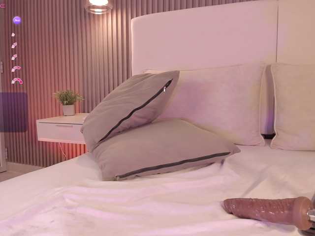 annie-clarkson live cam on BongaCams