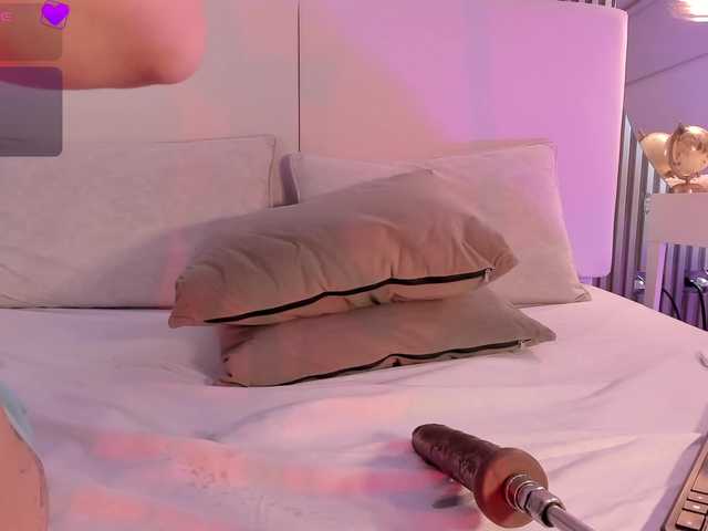 annie-clarkson live cam on BongaCams
