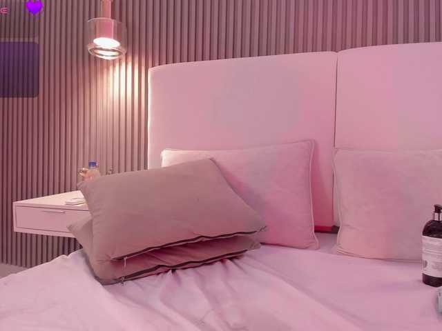 annie-clarkson live cam on BongaCams
