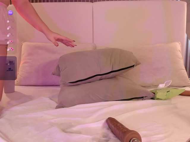 annie-clarkson live cam on BongaCams