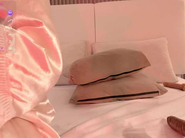 annie-clarkson live cam on BongaCams