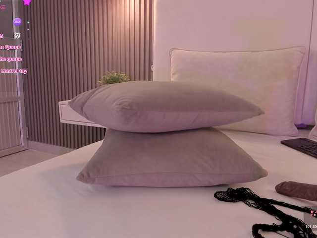 annie-clarkson live cam on BongaCams