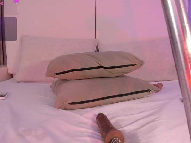 annie-clarkson live cam on BongaCams