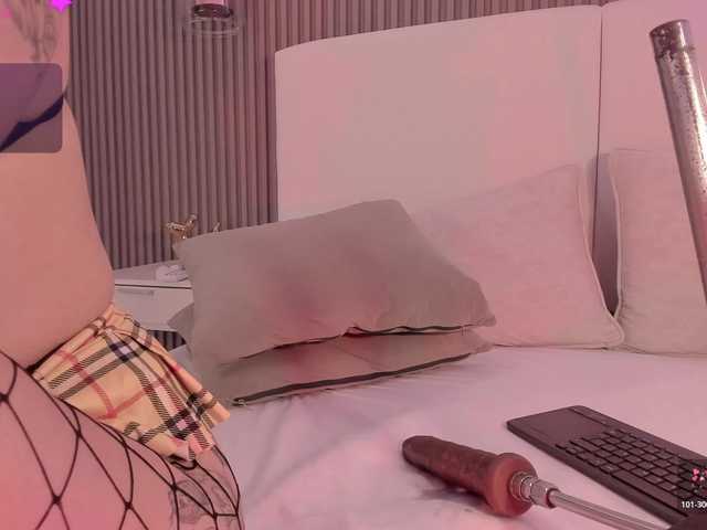 annie-clarkson live cam on BongaCams