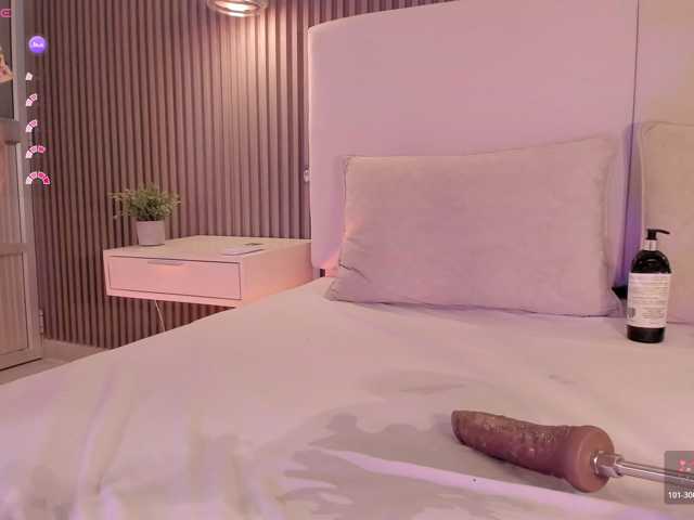 annie-clarkson live cam on BongaCams