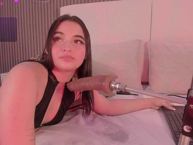annie-clarkson live cam on BongaCams