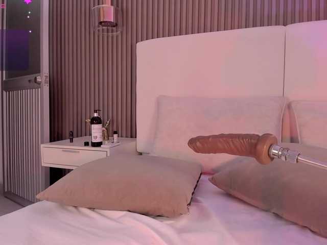 annie-clarkson live cam on BongaCams