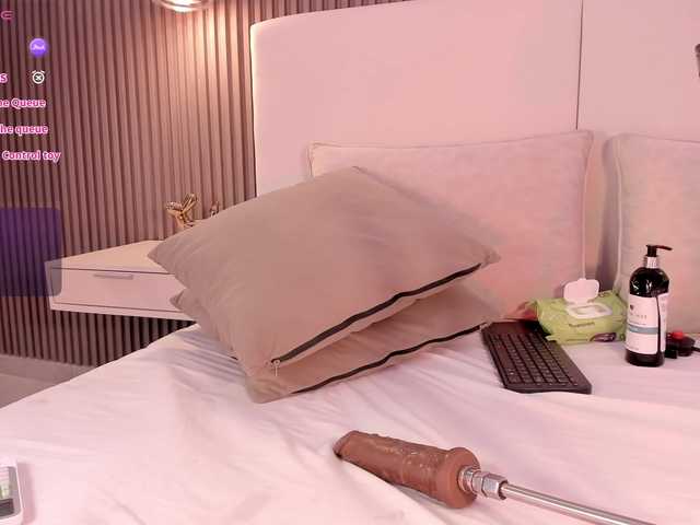 annie-clarkson live cam on BongaCams