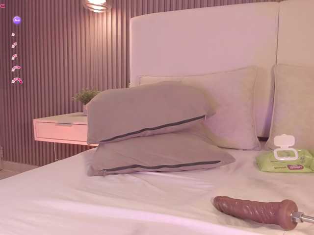annie-clarkson live cam on BongaCams