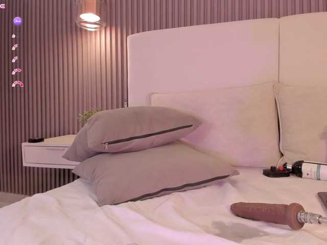annie-clarkson live cam on BongaCams