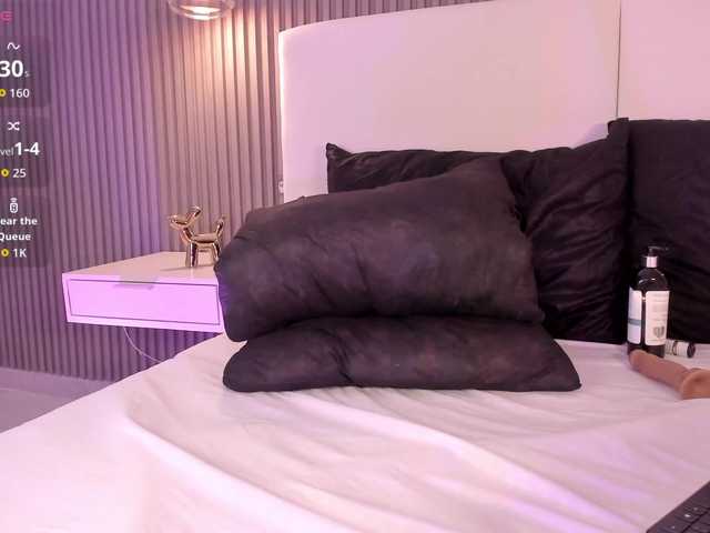 annie-clarkson live cam on BongaCams