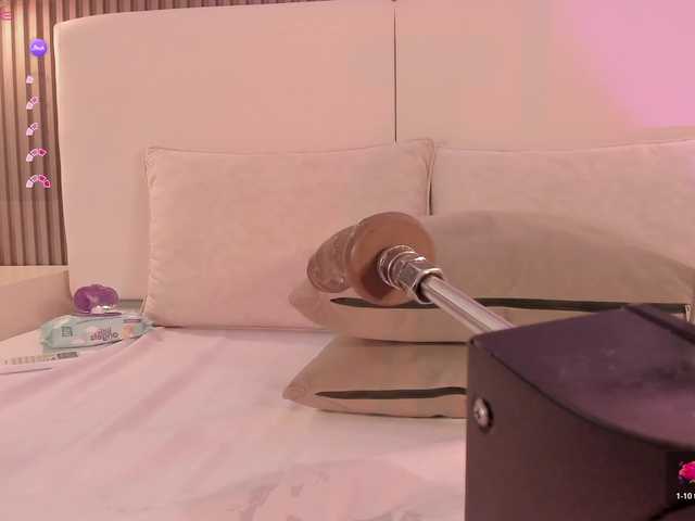 annie-clarkson live cam on BongaCams
