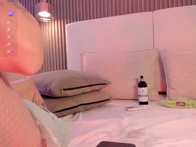 annie-clarkson live cam on BongaCams