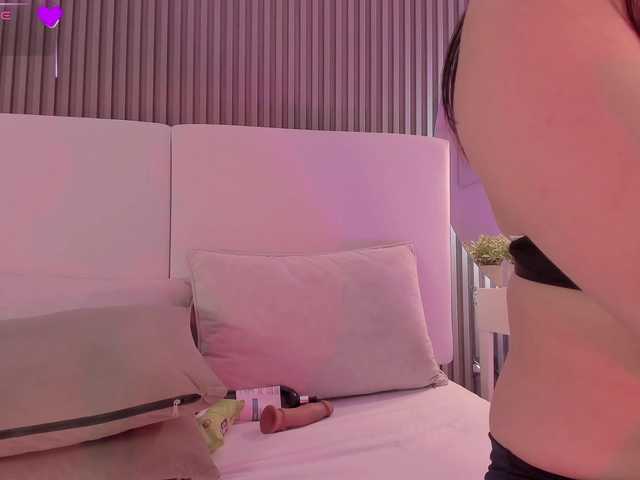 annie-clarkson live cam on BongaCams