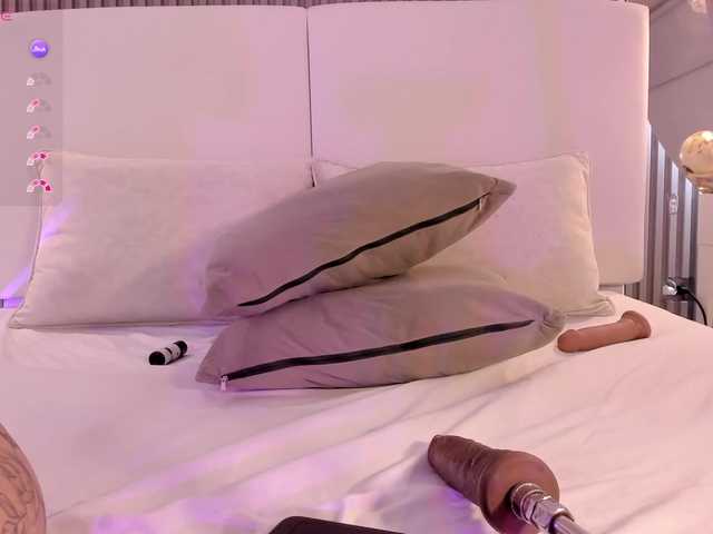 annie-clarkson live cam on BongaCams