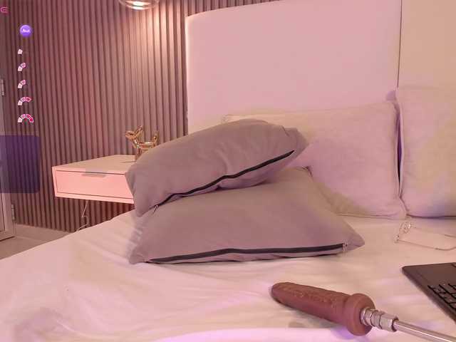annie-clarkson live cam on BongaCams