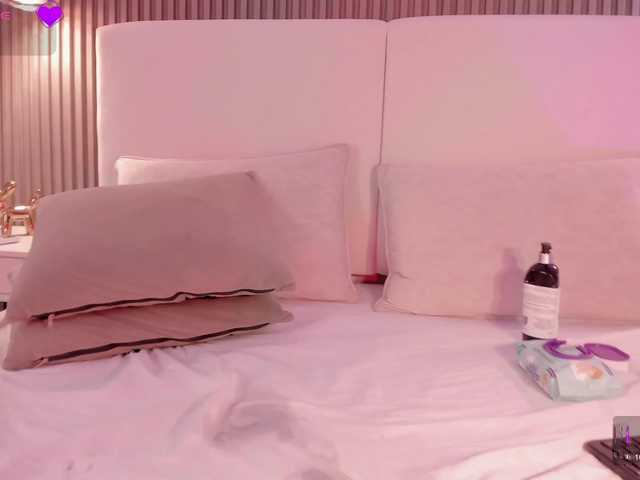 annie-clarkson live cam on BongaCams